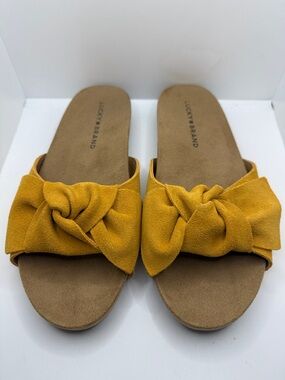 Lucky Brand Mustard Knot Slide Sandals